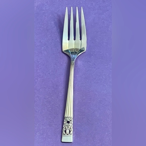 Oneida Community Coronation Silver Plate Cold Meat Serving Fork- 8.5 inches‎ - Picture 1 of 2